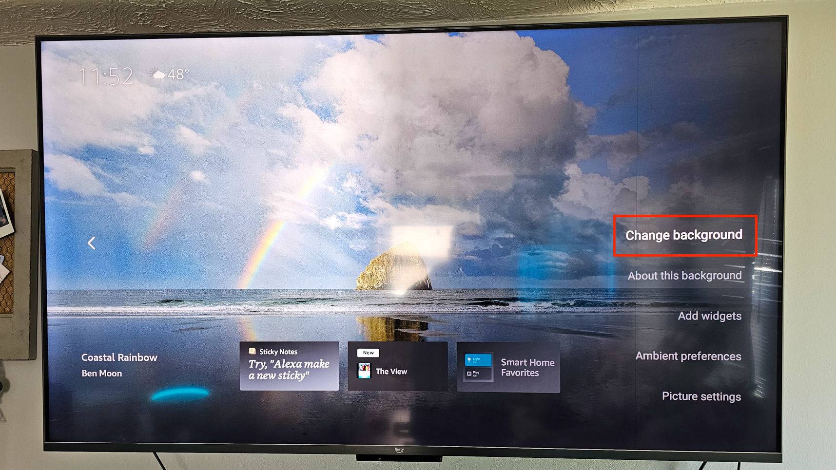Cambia la experiencia ambiental de la barra lateral de fondo en Amazon Fire TV Omni QLED
