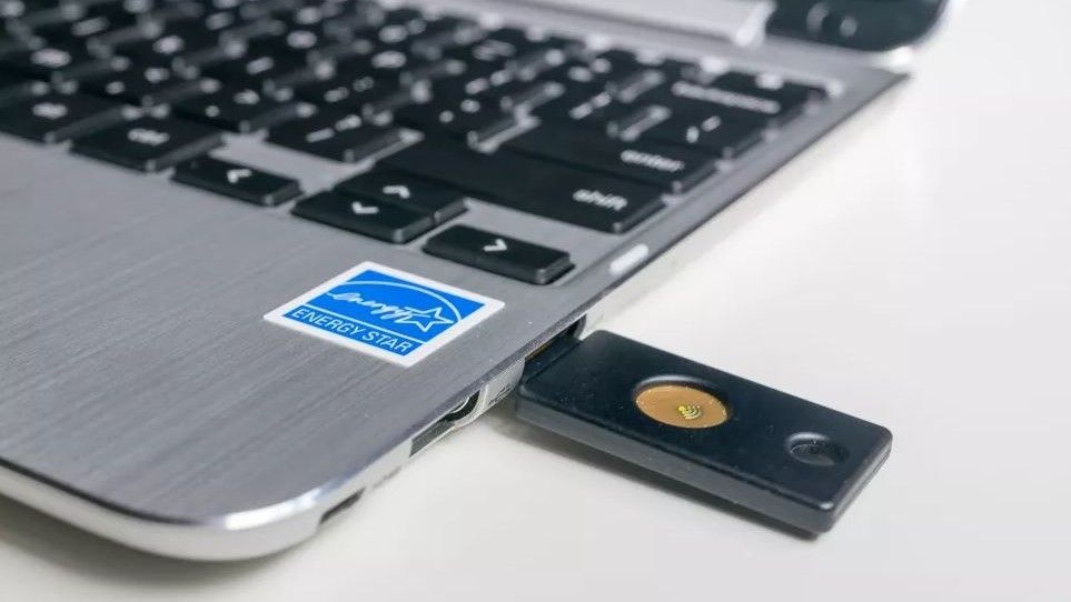 Cómo añadir una clave de seguridad a su cuenta de Google sin activar la